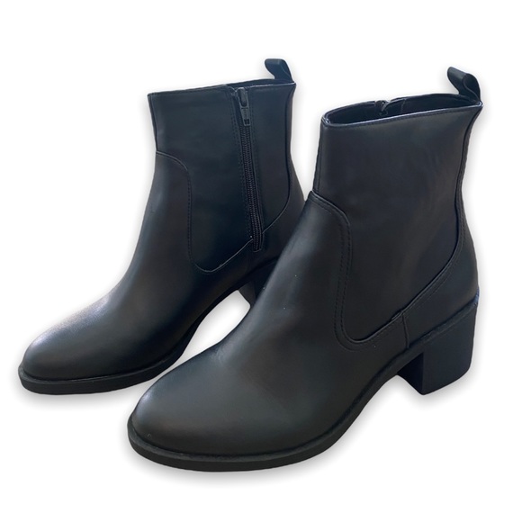 H&M black heeled booties size 8 - Picture 4 of 4